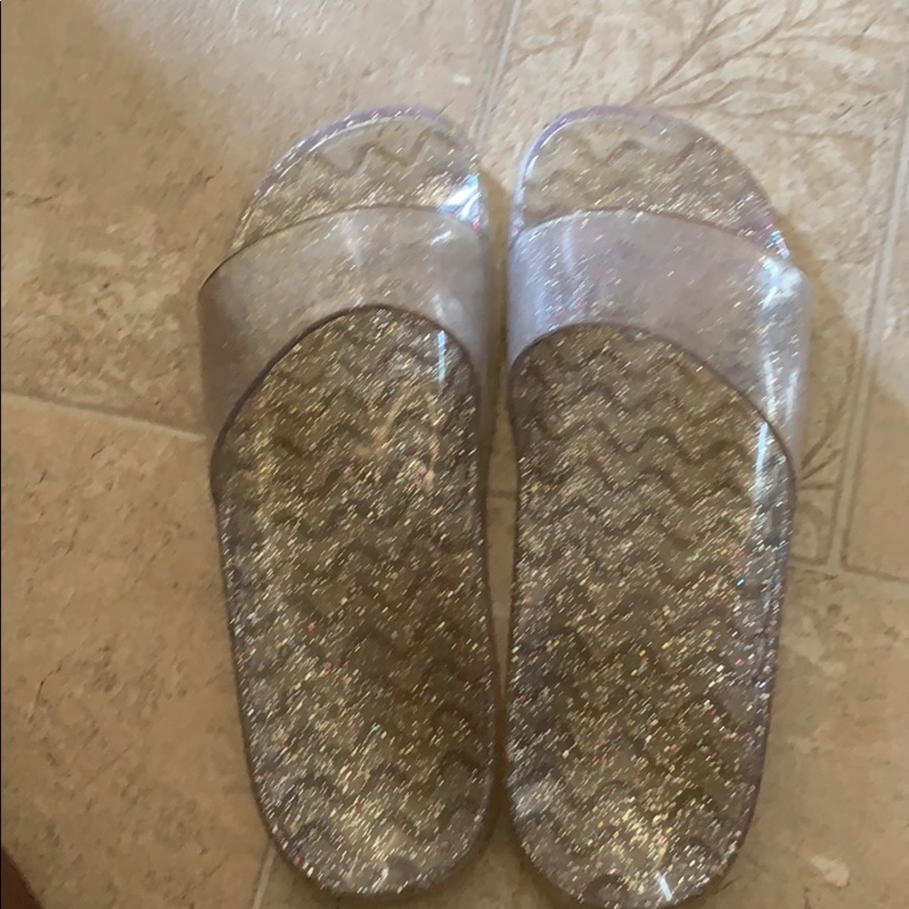 Flip flops